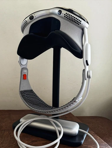 Apple Vision Pro Stand | Compatible Dock - photo 2
