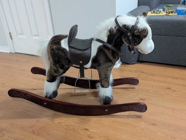 Rocking Horse with Sound and Head Movement