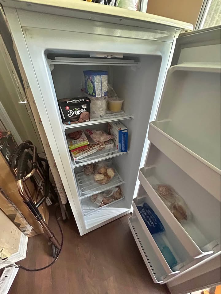 Freezer / Large Freezer