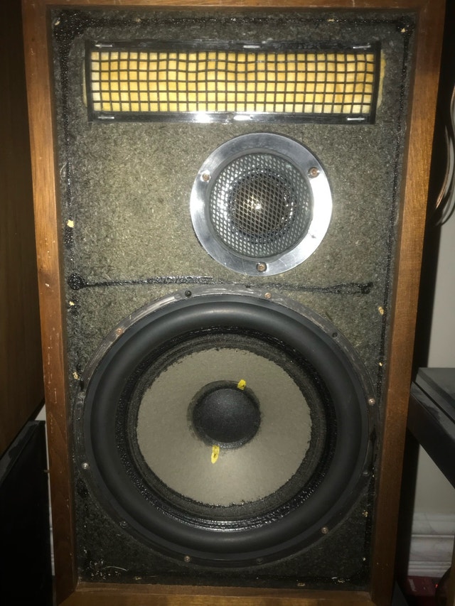 Dynaco A25 Bookshelf Loud Speakers