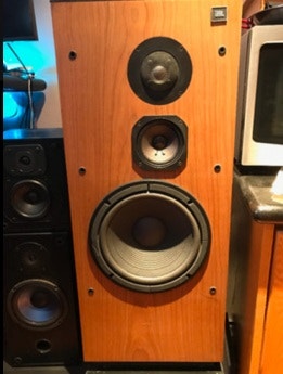 PRICE DROP - VINTAGE PAIR OF JBL L80T Speakers