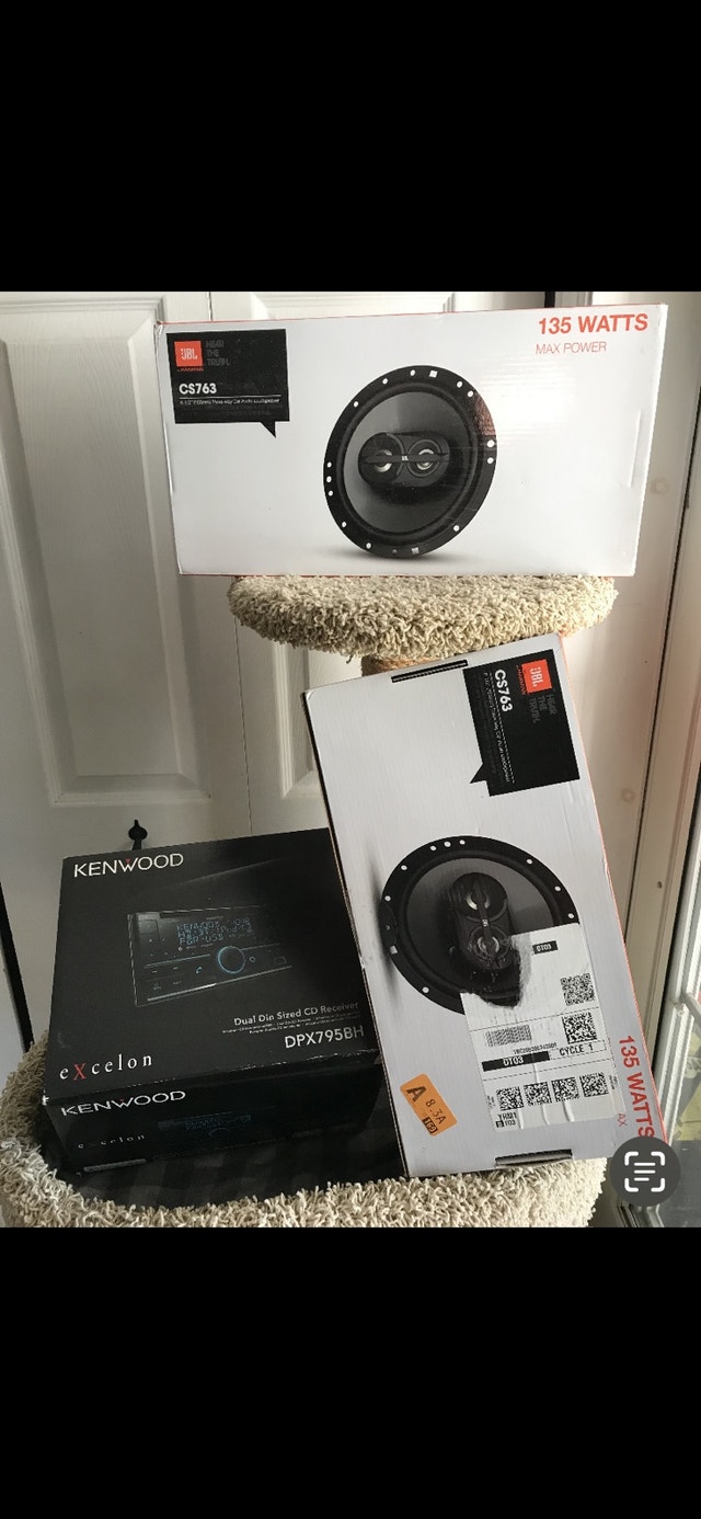 Kenwood Car Stereo & 2 JBL Speakers - BNIB - photo 2