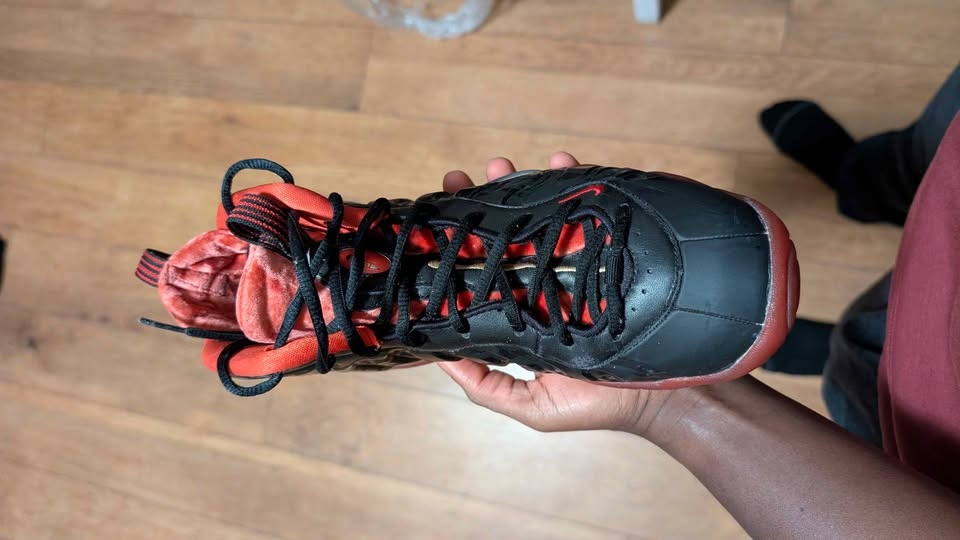 Nike Little Posite One Dracula Vampire Youth Sz 7 / Women's 8-8. - photo 3