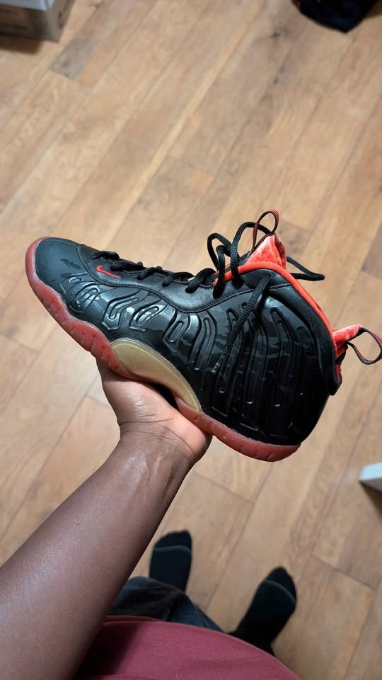 Nike Little Posite One Dracula Vampire Youth Sz 7 / Women's 8-8. - photo 4