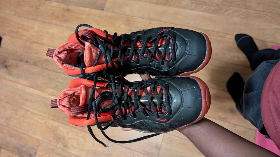 Nike Little Posite One Dracula Vampire Youth Sz 7 / Women's 8-8. - photo 5
