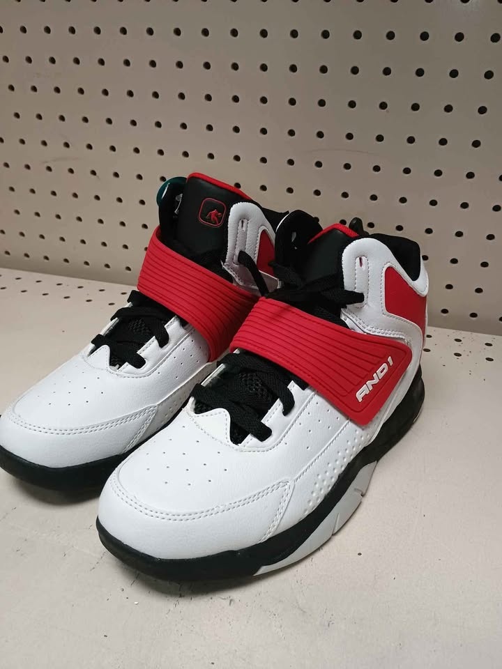 AND 1 Basketball Shoes Size 6Y (New) - photo 2