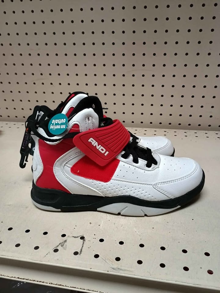 AND 1 Basketball Shoes Size 6Y (New) - photo 5