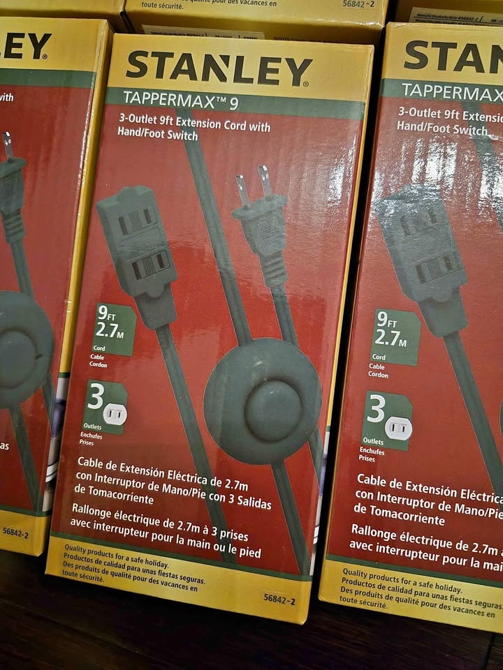 Brand New 9 FT Stanley TapperMax 3-Outlet Foot/Hand Switch Exten