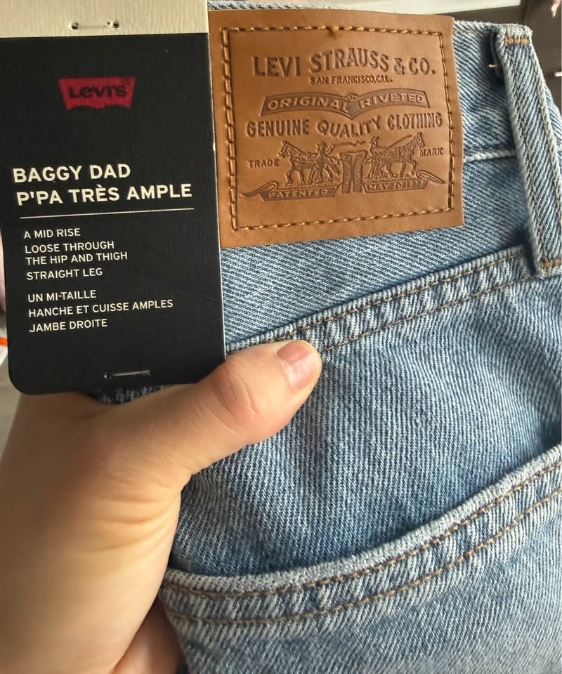 BNWT Levi’s Baggy Dad Jean 24 - photo 2