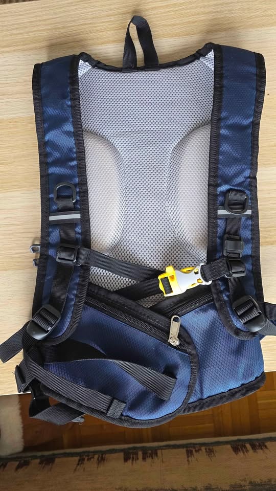 Brand New Cycling / Hydration Backpack - photo 2