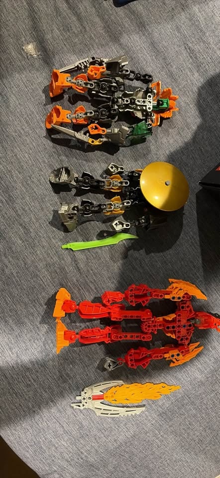 Hero Factory & Bionicle Figures - photo 2