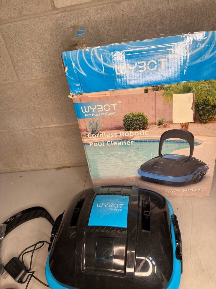 WYBOT Osprey 200 Cordless Robotic Pool Cleaner - photo 2