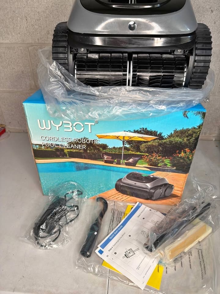 WYBOT C1 Cordless Pool Vacuum, Wall & Waterline Cleaning