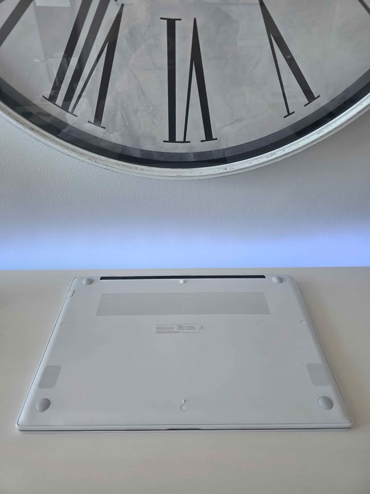 LG Gram Style 16" Laptop - White (i7-1360P/1TB SSD/16GB RAM) - photo 3