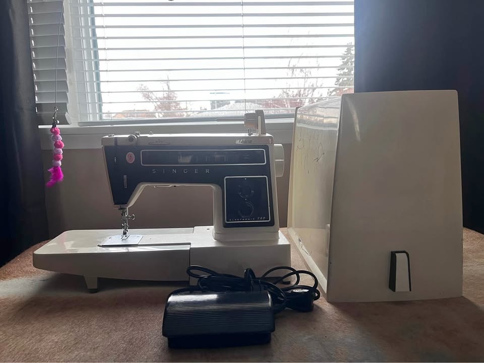 Vintage Singer Sewing Machine