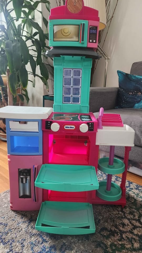 Little Tikes Kitchen - photo 5
