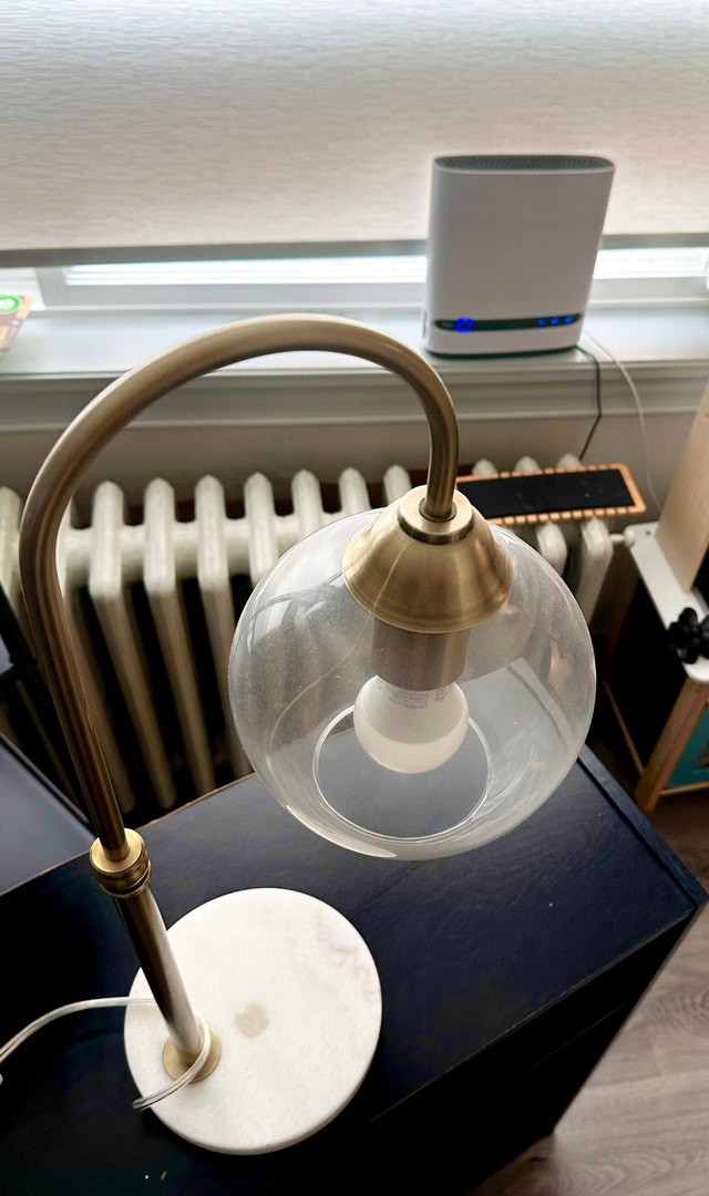 This lamp is giving you the lighting you need. - photo 3