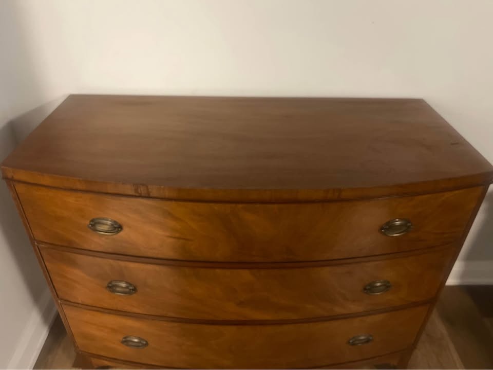 Vintage Solid Wood Curved Front Dresser – 3 Drawer - photo 5