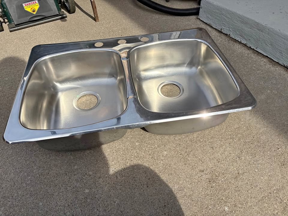 Double Kitchen Sink