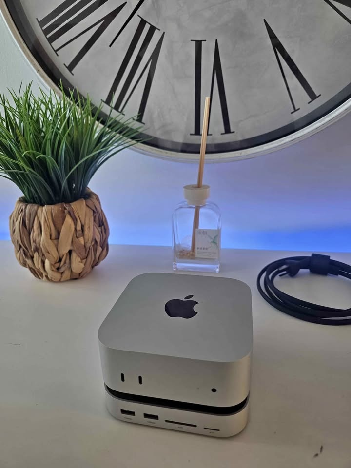 Mac mini M4 like new