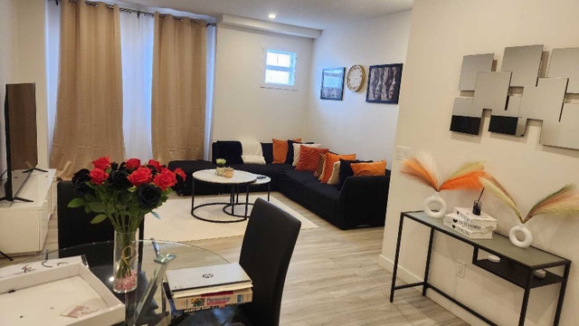2 Bedroom Townhouse for Rent in Sagewood - photo 2