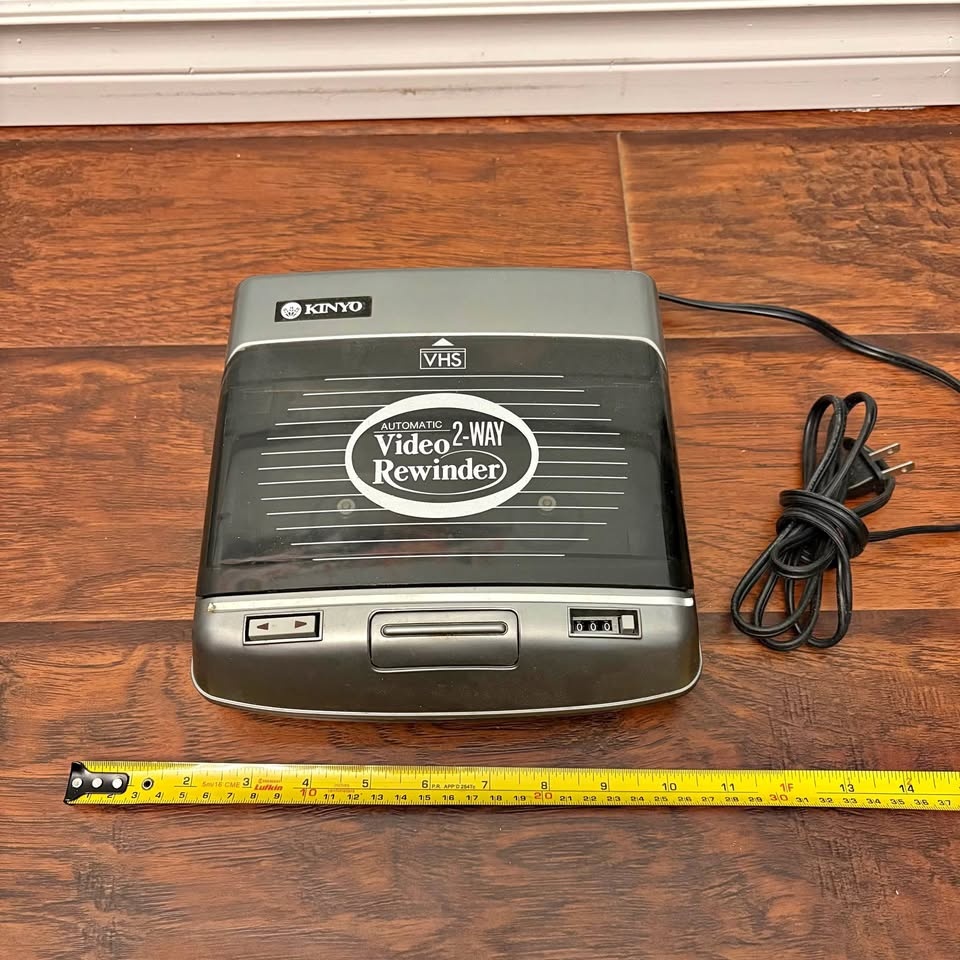 Kinyo VHS Rewinder Automatic 2-Way Video Tape WITH Fast Forward