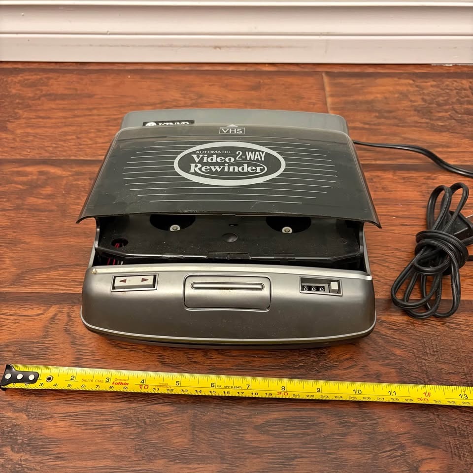 Kinyo VHS Rewinder Automatic 2-Way Video Tape WITH Fast Forward - photo 2