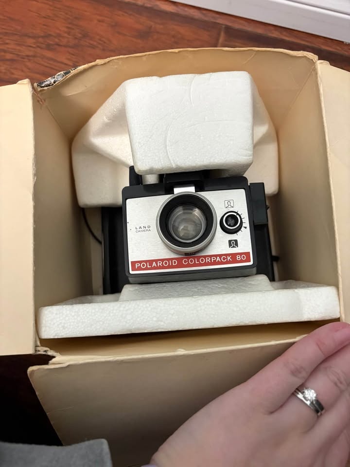 Vintage Polaroid Colourpack 80 Land Camera - photo 5