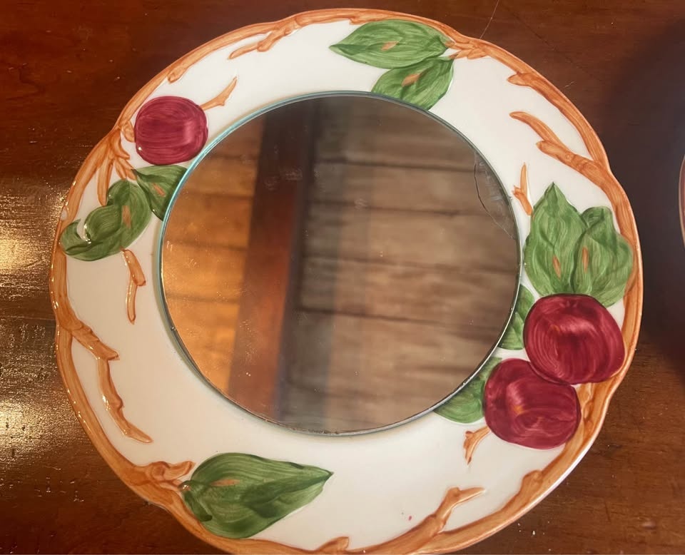 8" VINTAGE FRANCISCAN-WARE MIRRORS! SET OF 2! - photo 5