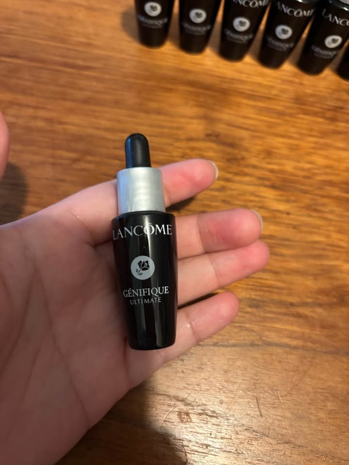 Lancôme Génifique Serum Minis (10x10ml) + Cosmetic Bag - photo 3