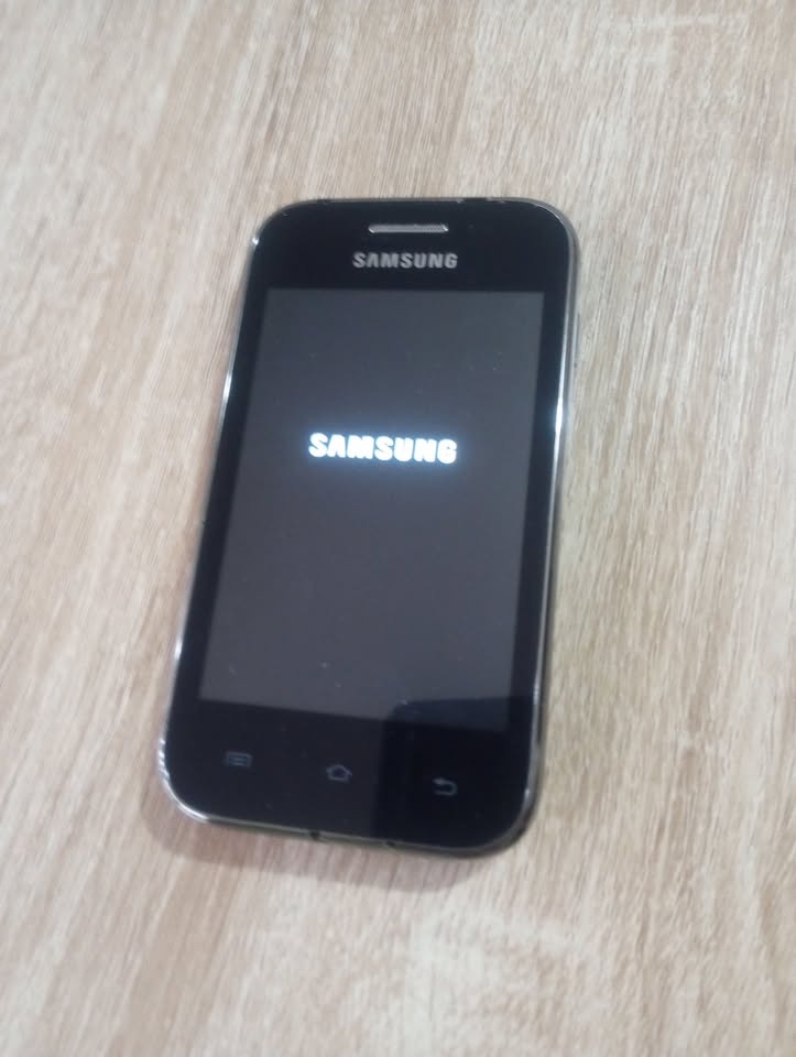 Samsung Galaxy Discover SGH-S730M Smart Phone (2012) - photo 2