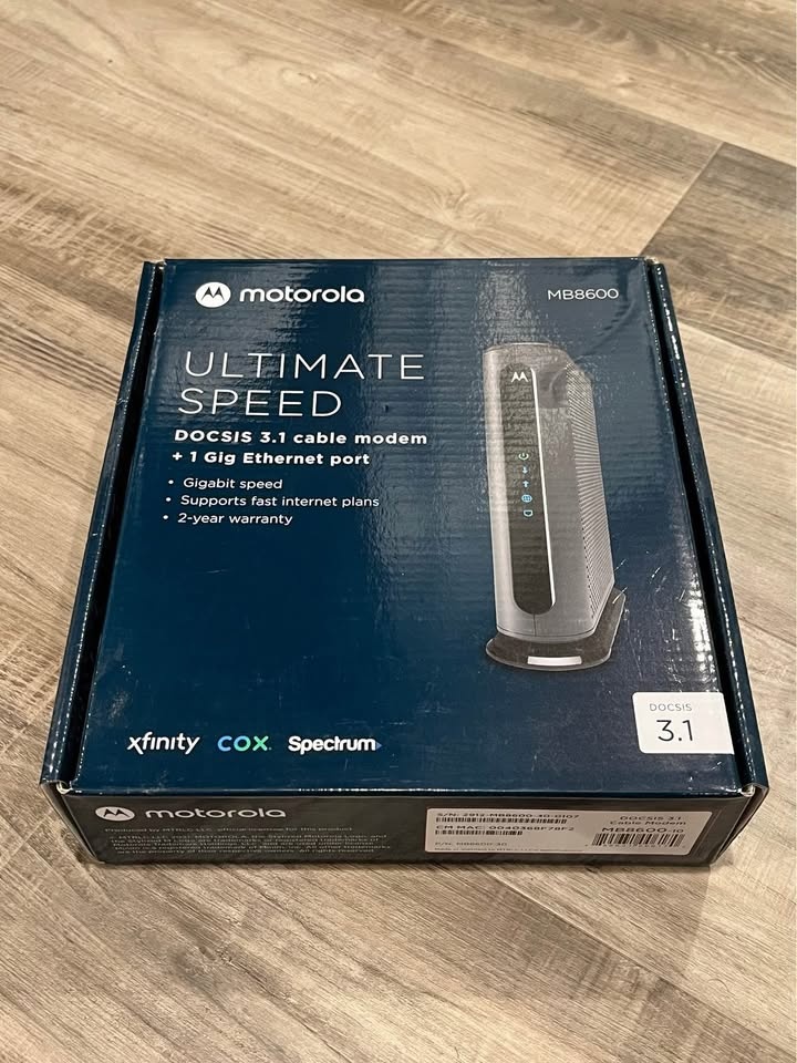 Motorola MB8600 Cable Modem - photo 3
