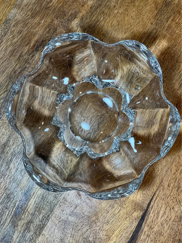 Vintage Crystal Lotus Flower Petal Bowl - 6.5" - photo 5