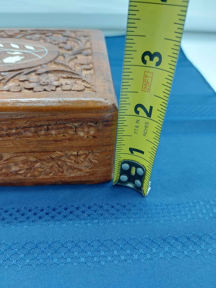 Vintage Inlay Wood Hand Carved Jewelry Box - photo 5
