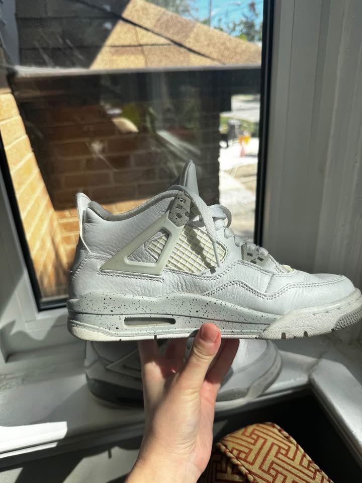 Jordan 4 Retro White Oreo 5.5 Y / 7 W - photo 4