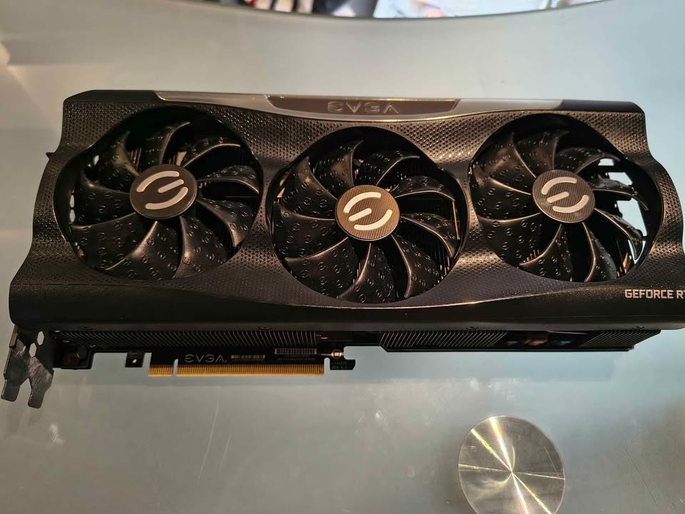Evga Rtx 3080 RGB 10 gig - photo 2