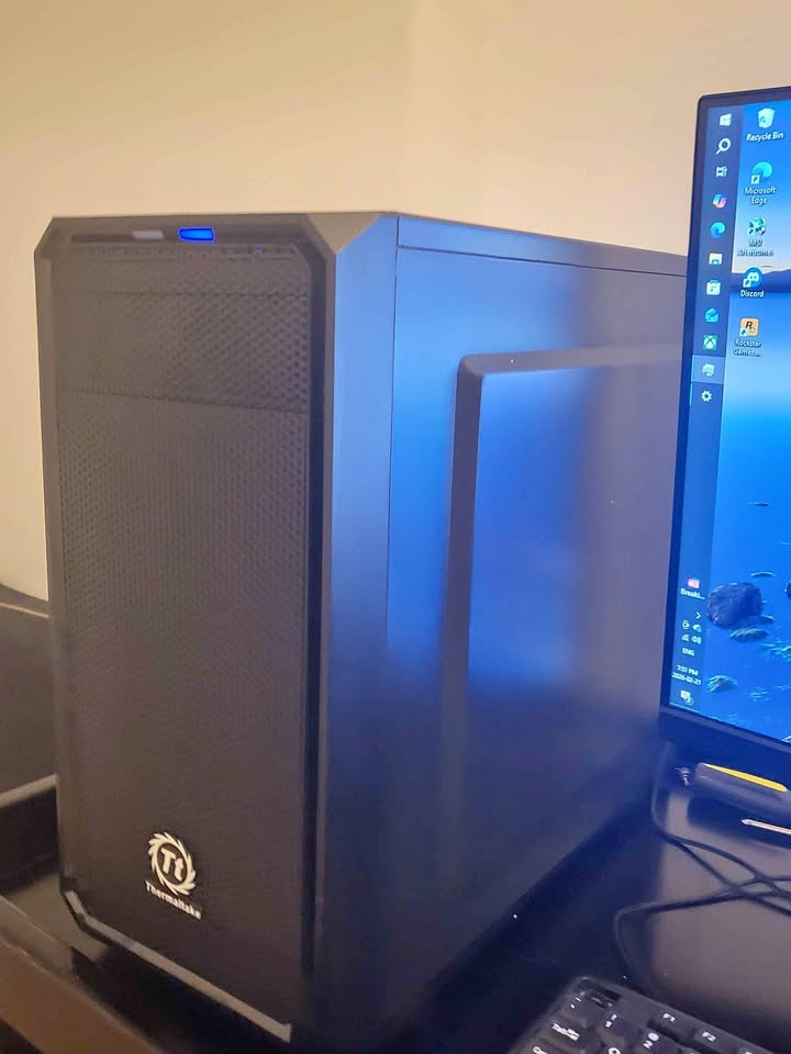 Great MicroATX Gaming PC - photo 3