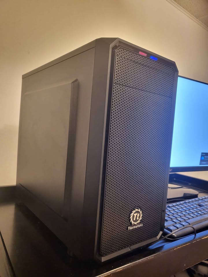 Great MicroATX Gaming PC - photo 2