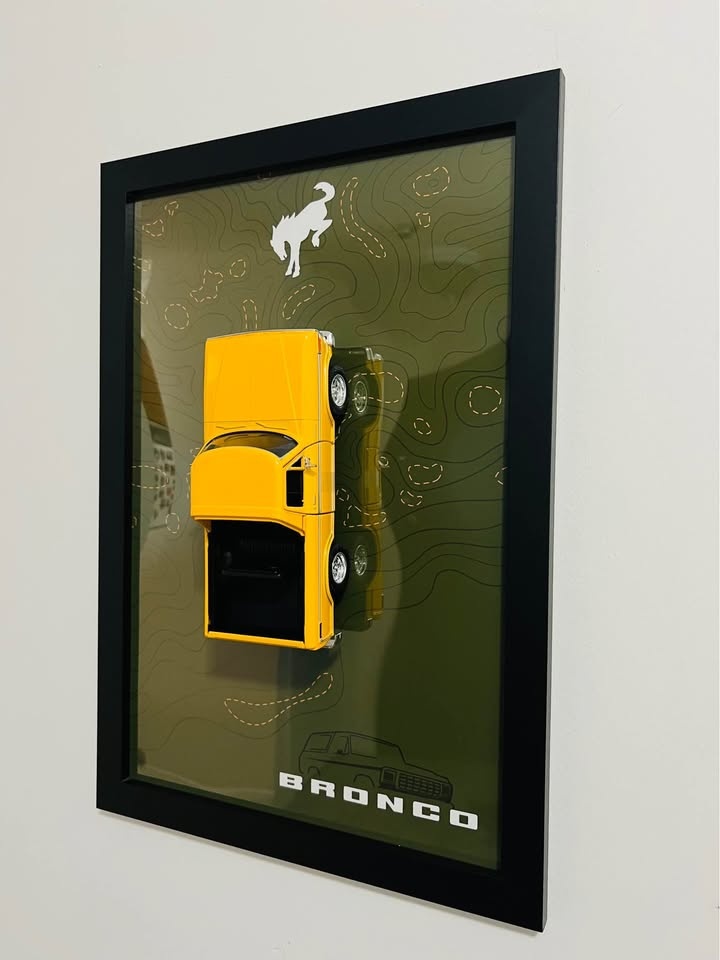 Ford Bronco Wall Art with Diecast Car - photo 5