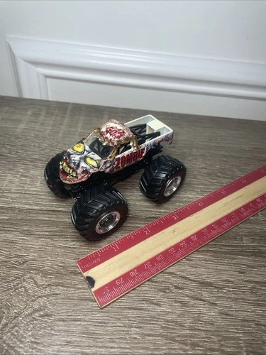 Hot Wheels Monster Jam Zombie Truck 1:64 Scale - photo 4