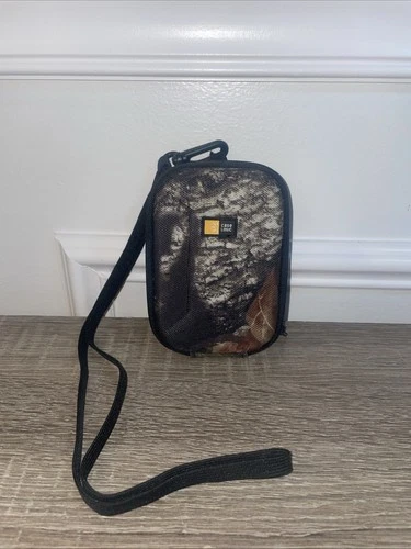Case Logic Camo Camera Hard Case w/ Strap (Small)