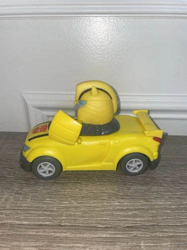 Transformers Pull Back Racers Bumblebee 6” 2022 Hasbro - photo 2