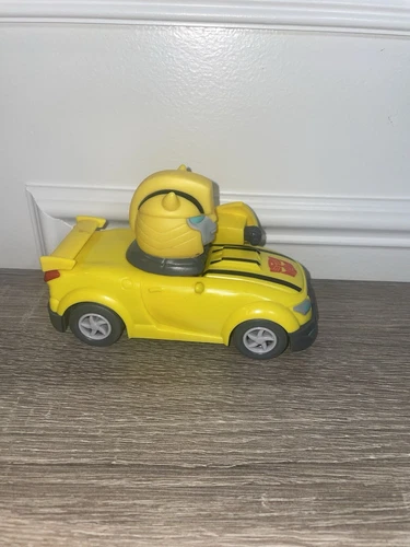 Transformers Pull Back Racers Bumblebee 6” 2022 Hasbro - photo 4