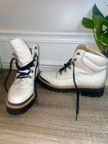 MARC FISHER LTD Size 9 Womens Lace Up Grain Leather Ankle Combat