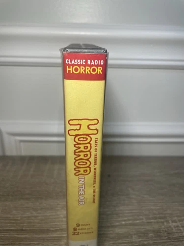 Horror in the Air: Tales of Terror, Weirdness, Occult Radio CDs - photo 2