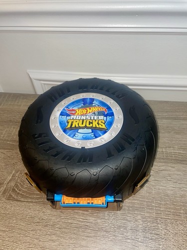 Hot Wheels Monster Trucks Stunt Play Set Arena - Partial Set - photo 3