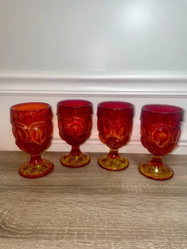 Vtg Set of 4 Amberina Moon & Stars Red Wine Goblets