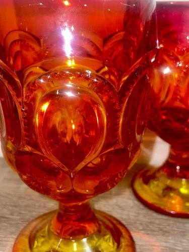 Vtg Set of 4 Amberina Moon & Stars Red Wine Goblets - photo 4