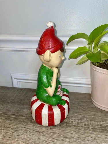 Cracker Barrel Sitting Elf Holiday Christmas 10" Statue - photo 3
