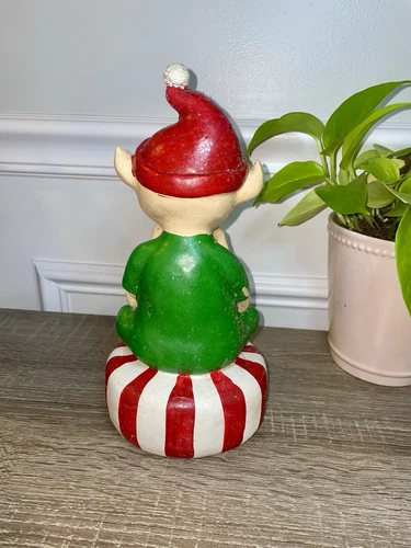 Cracker Barrel Sitting Elf Holiday Christmas 10" Statue - photo 4